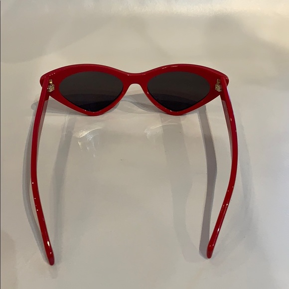 New Women’s Moschino Sunglasses - Picture 8 of 11